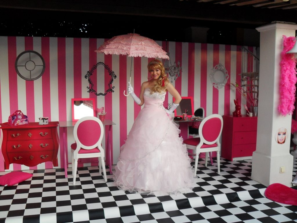 Jinie anniversaire enfant barbie